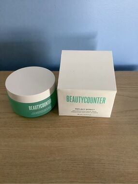 Beautycounter Reflect Effect Facial Mask - Seafoam Green & White Jar with Box